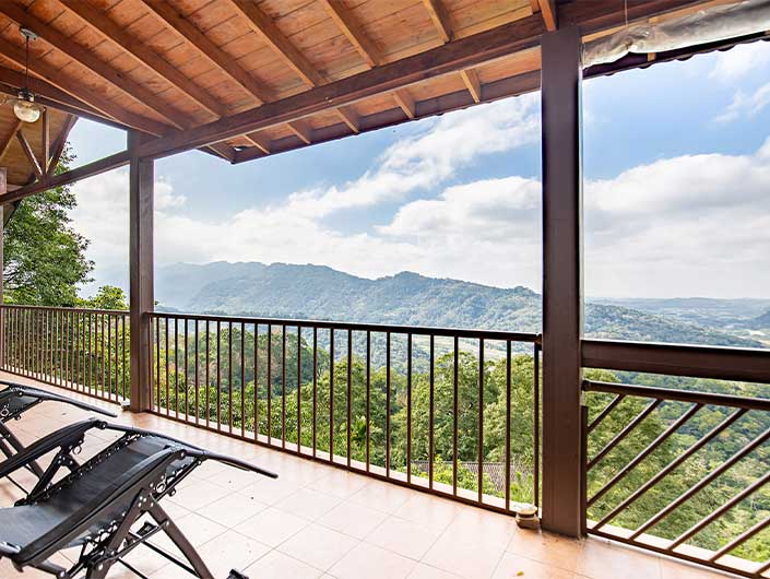 苗栗南庒甜美山莊